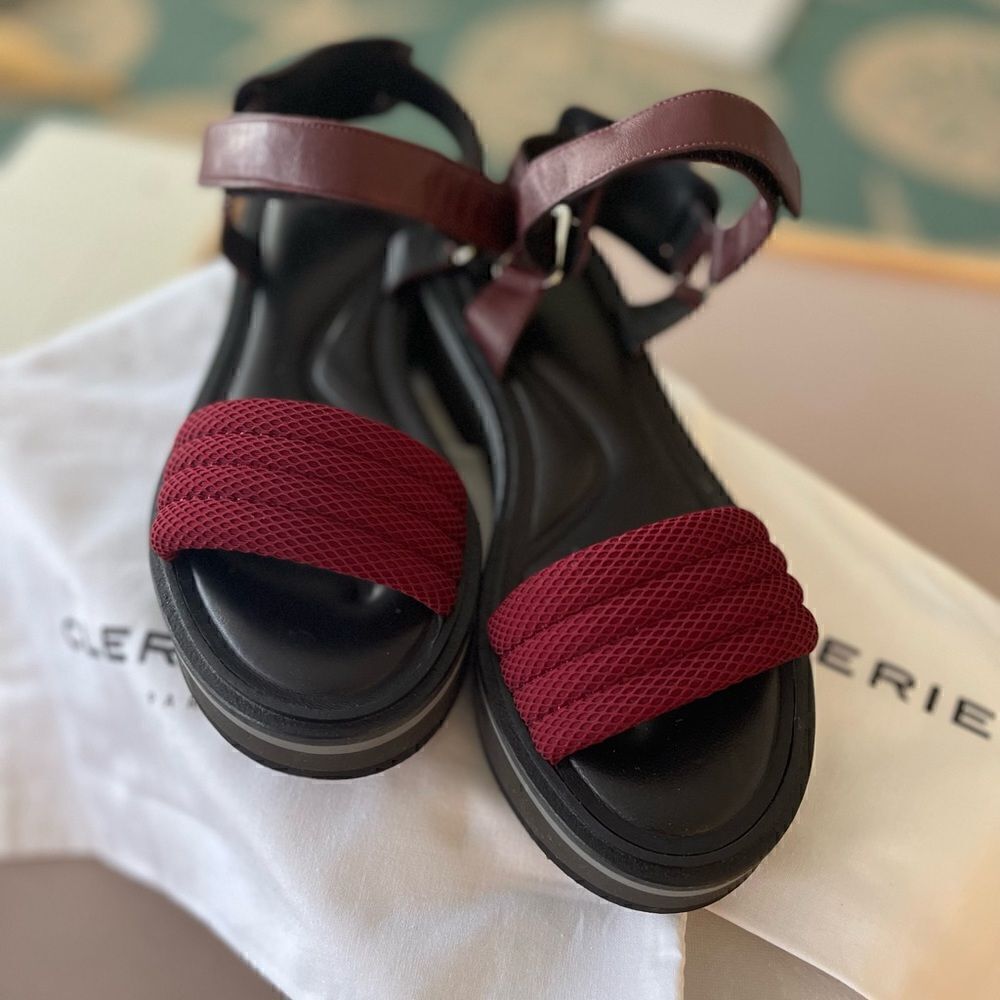 Clegerie Paris maroon and black mesh tech sandals. NIB SZ 7.5